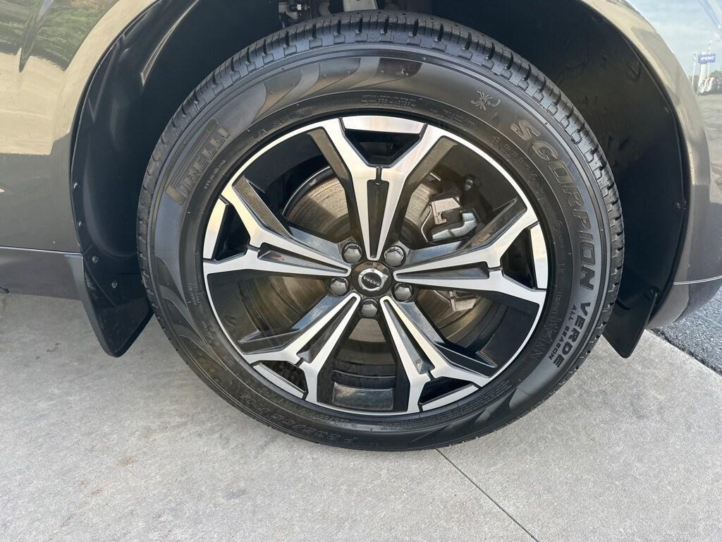 used 2022 Volvo XC60 car, priced at $32,117
