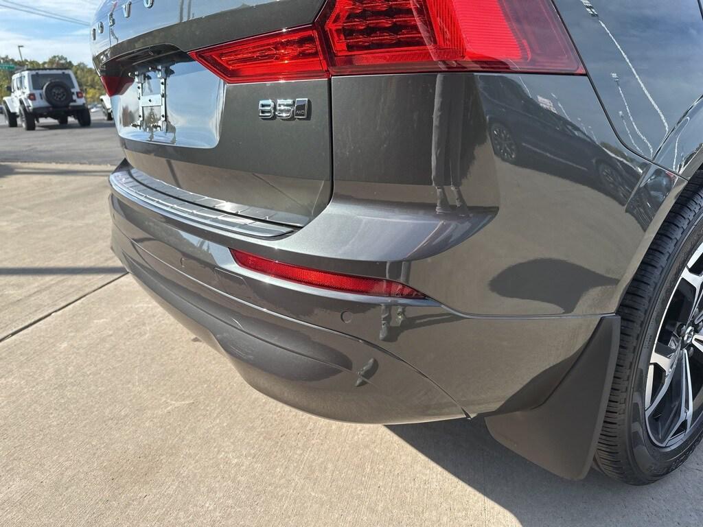 used 2022 Volvo XC60 car, priced at $32,117