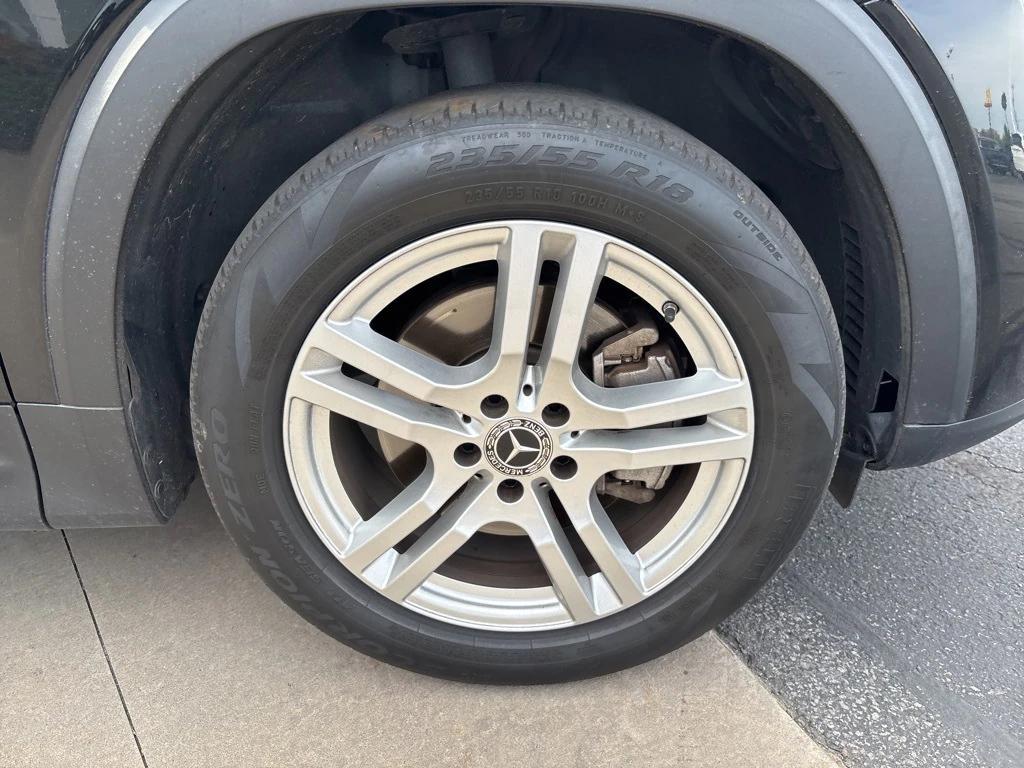 used 2020 Mercedes-Benz GLB 250 car, priced at $21,995