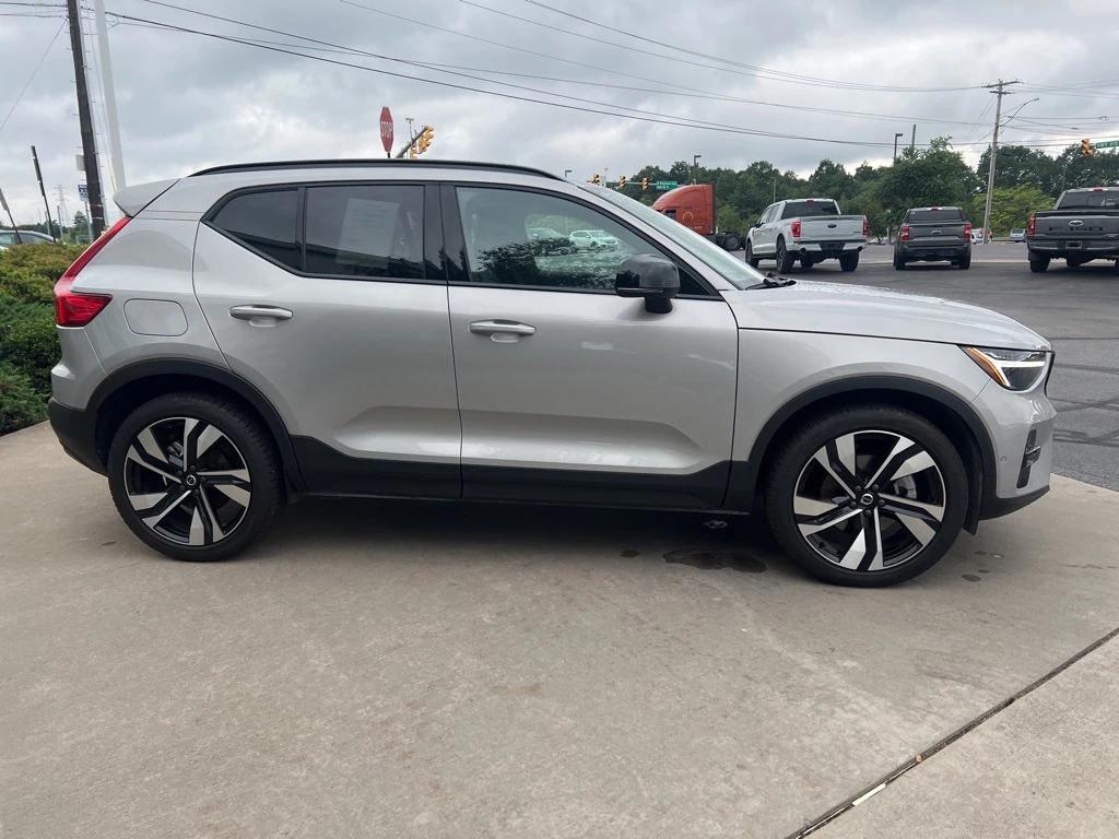 used 2025 Volvo XC40 car, priced at $35,995