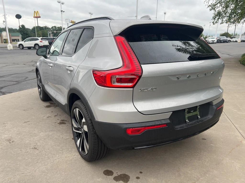 used 2025 Volvo XC40 car, priced at $35,995