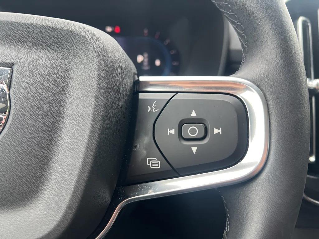 used 2025 Volvo XC40 car, priced at $35,995