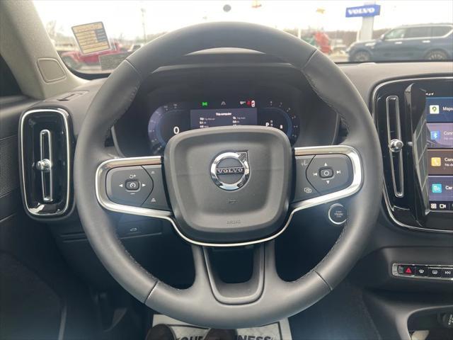 new 2025 Volvo XC40 car, priced at $46,035