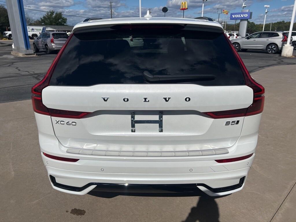 new 2026 Volvo XC60 car, priced at $57,985