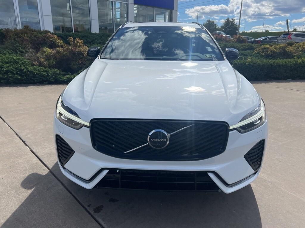 new 2026 Volvo XC60 car, priced at $57,985