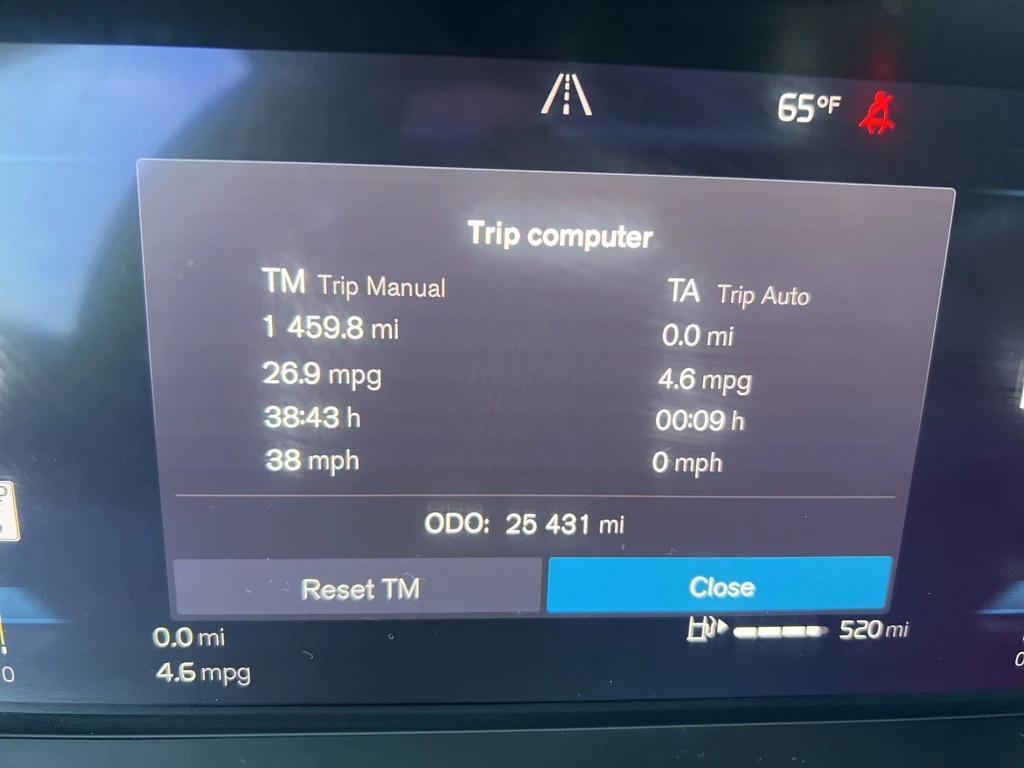 used 2025 Volvo XC40 car, priced at $32,495