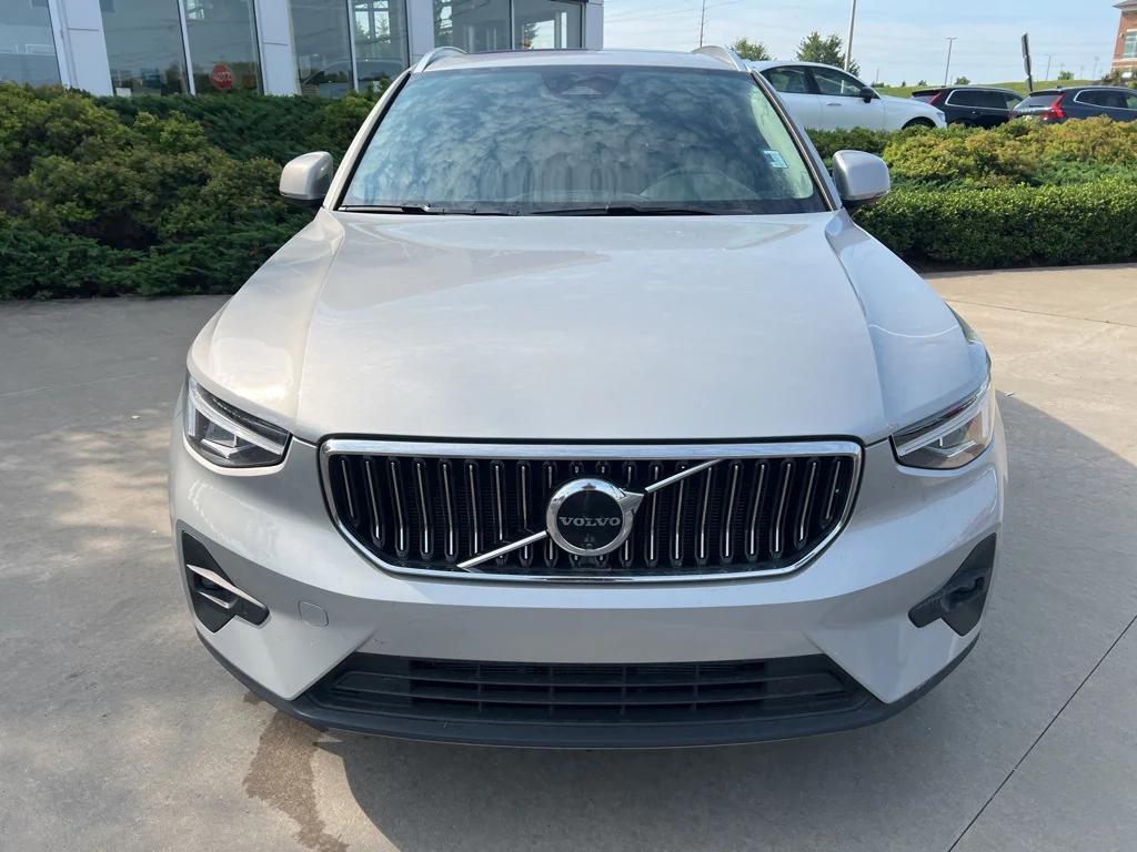 used 2025 Volvo XC40 car, priced at $33,995