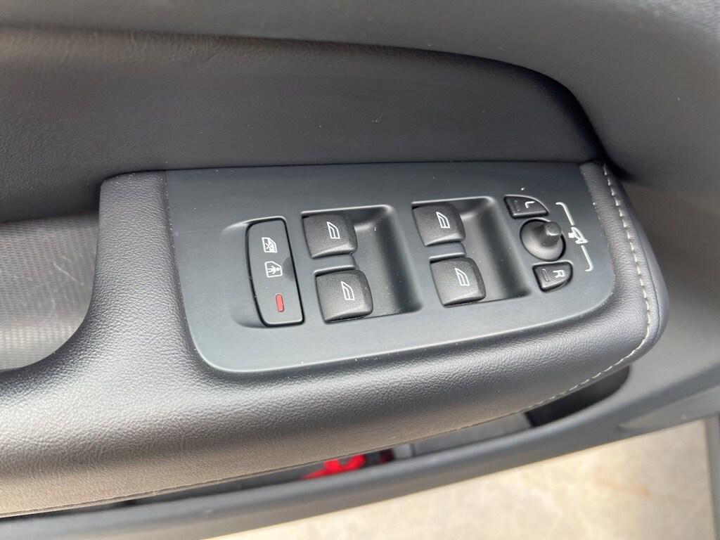used 2023 Volvo XC60 car, priced at $44,995