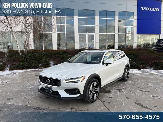 used 2023 Volvo V60 Cross Country car, priced at $41,009