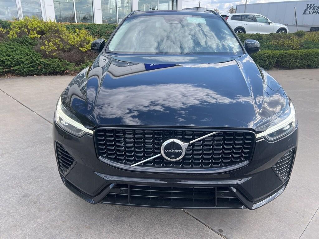 new 2025 Volvo XC60 Plug-In Hybrid car, priced at $63,800