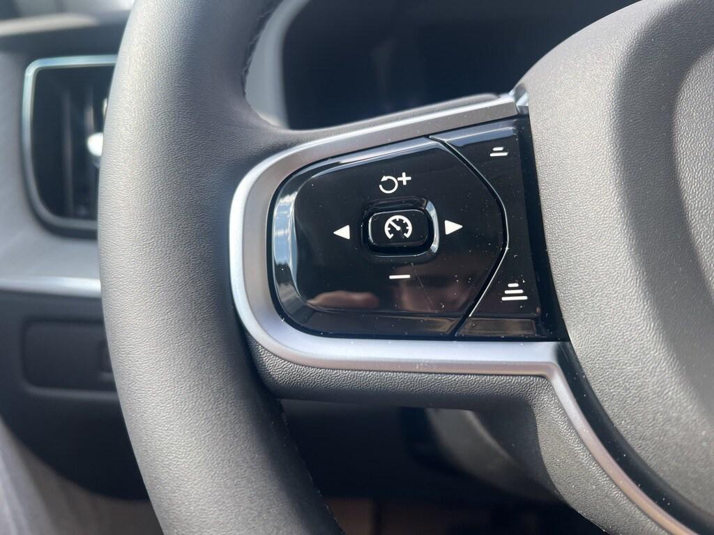 new 2025 Volvo XC60 Plug-In Hybrid car, priced at $63,800