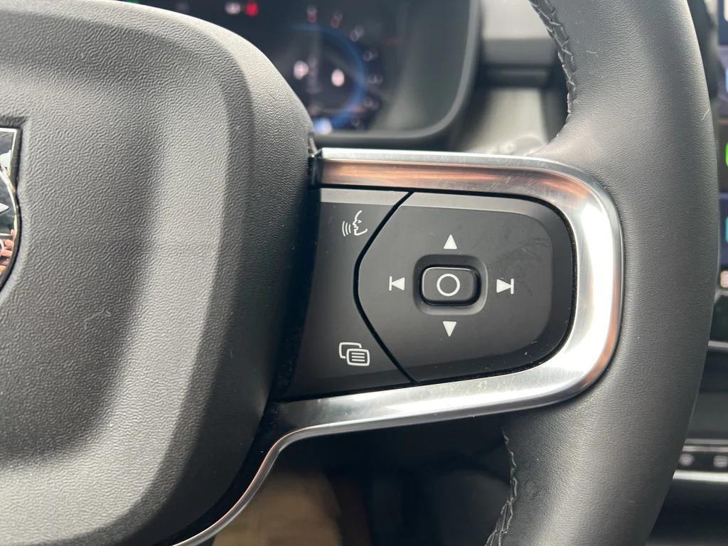 used 2023 Volvo XC40 car, priced at $34,995