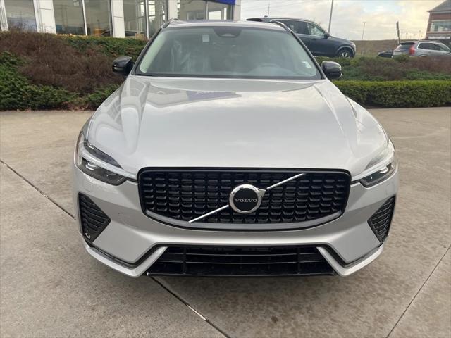 new 2025 Volvo XC60 car, priced at $51,450