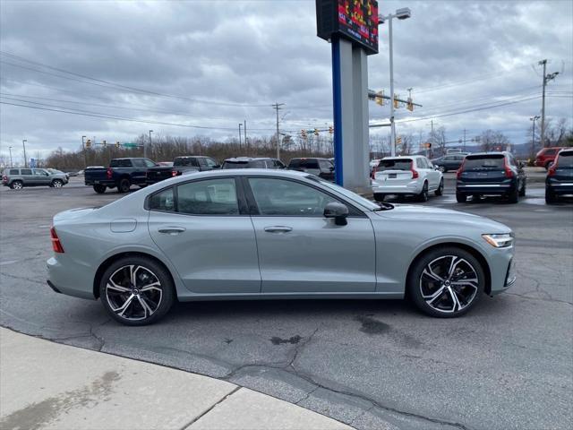 new 2024 Volvo S60 car, priced at $42,825