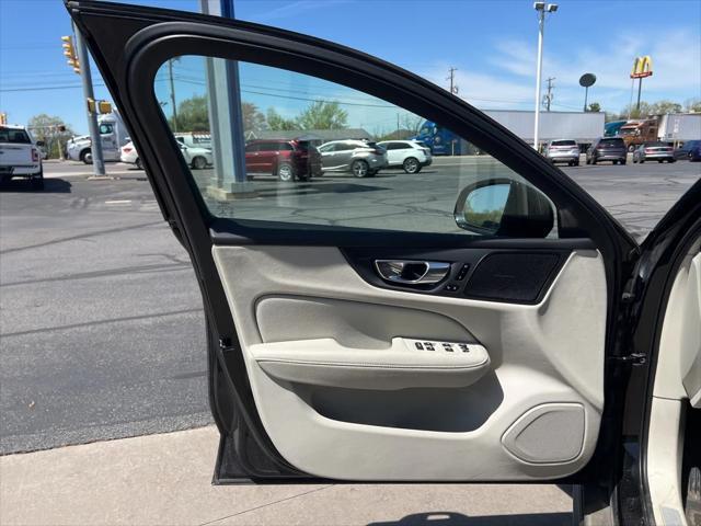 used 2022 Volvo V60 Cross Country car, priced at $32,995