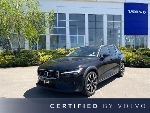 used 2022 Volvo V60 Cross Country car, priced at $32,995