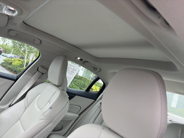 used 2022 Volvo S60 car, priced at $29,888