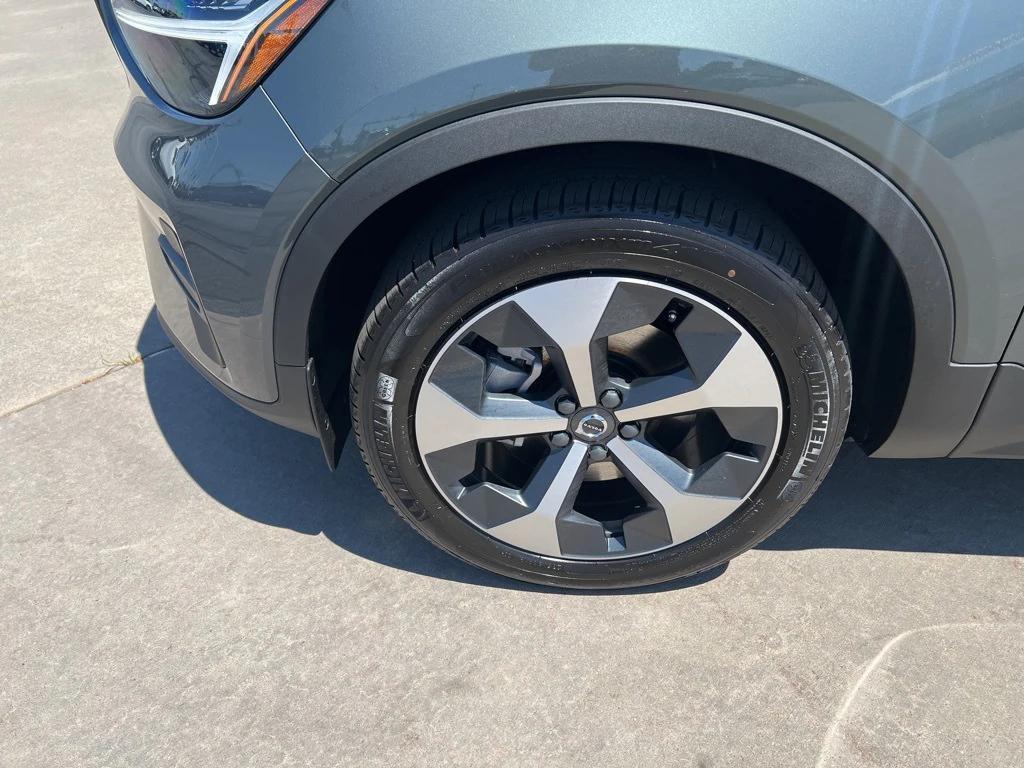 new 2026 Volvo XC40 car, priced at $46,900