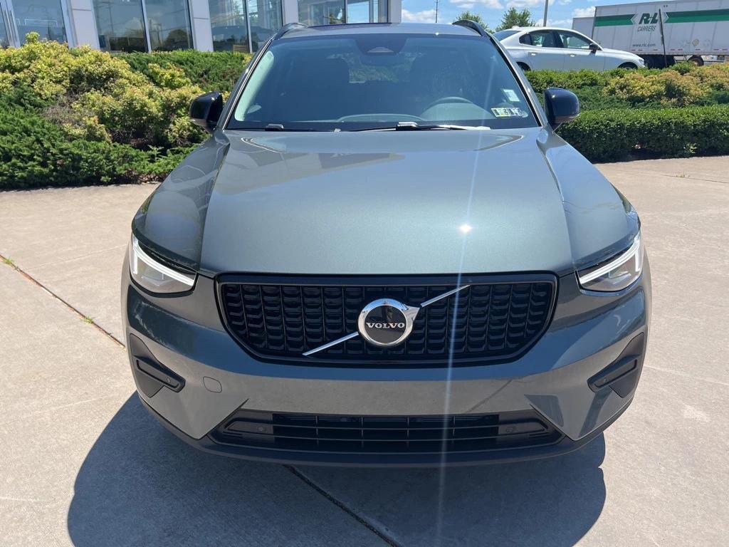 new 2026 Volvo XC40 car, priced at $46,900