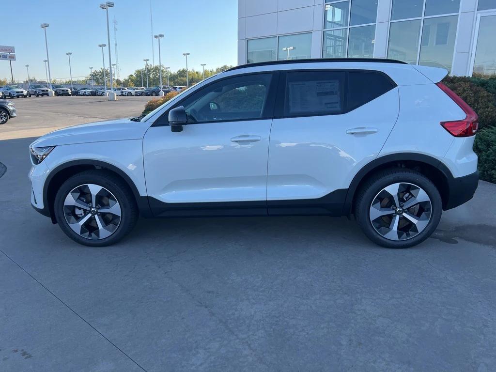 new 2026 Volvo XC40 car, priced at $48,150