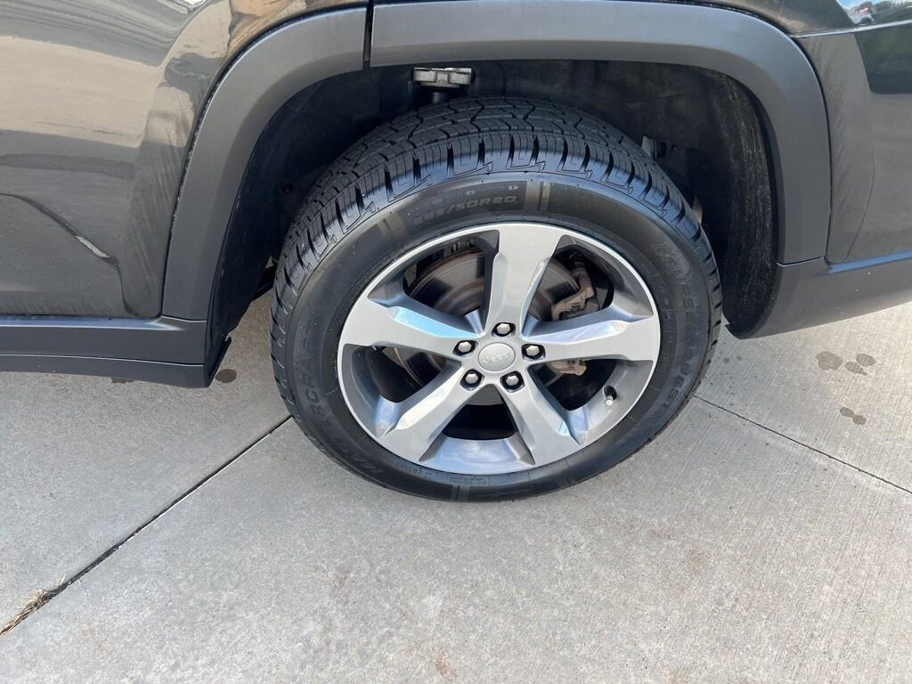 used 2021 Jeep Grand Cherokee L car, priced at $26,314