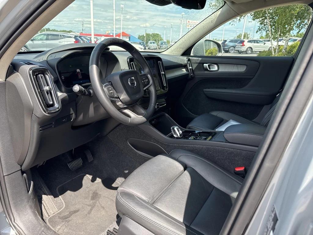 used 2025 Volvo XC40 car, priced at $33,995