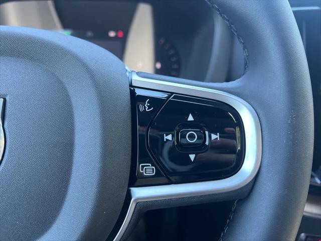 new 2026 Volvo XC60 car, priced at $57,985