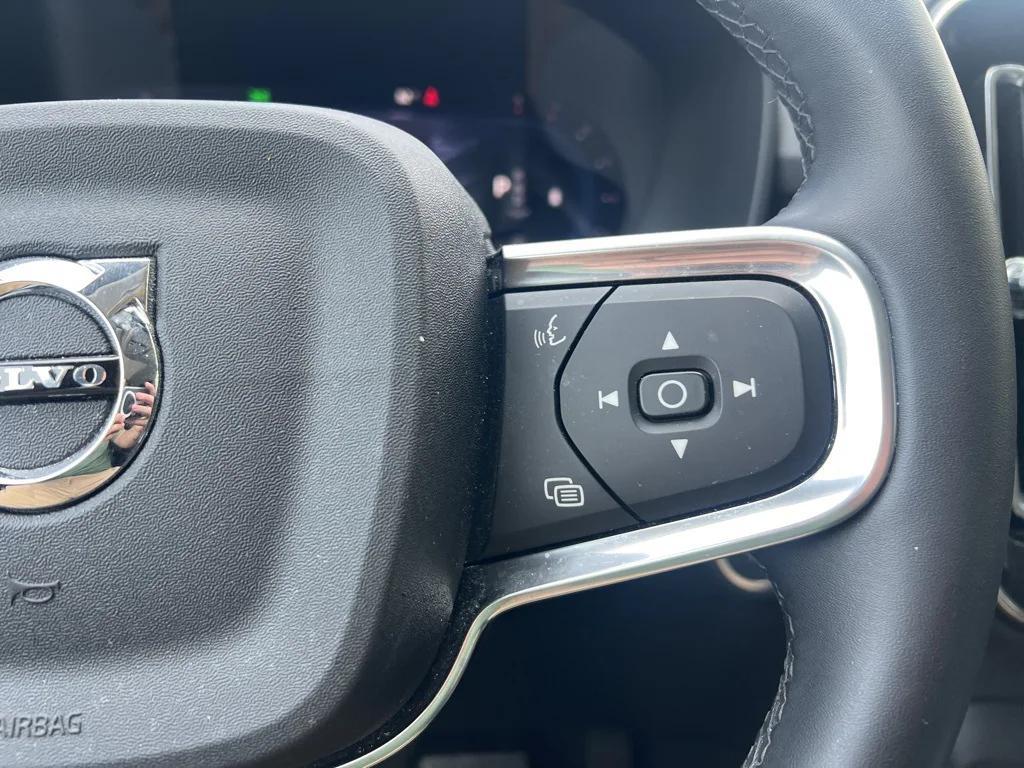 used 2025 Volvo XC40 car, priced at $35,995