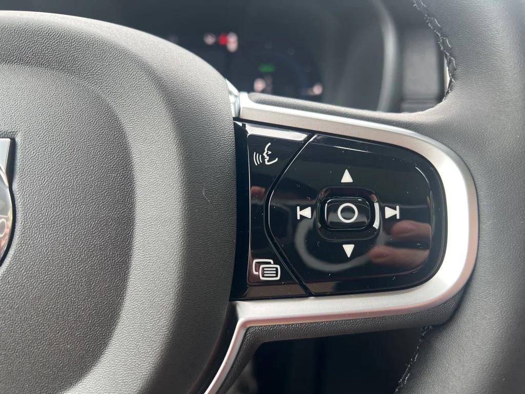 new 2025 Volvo XC90 Plug-In Hybrid car, priced at $74,805