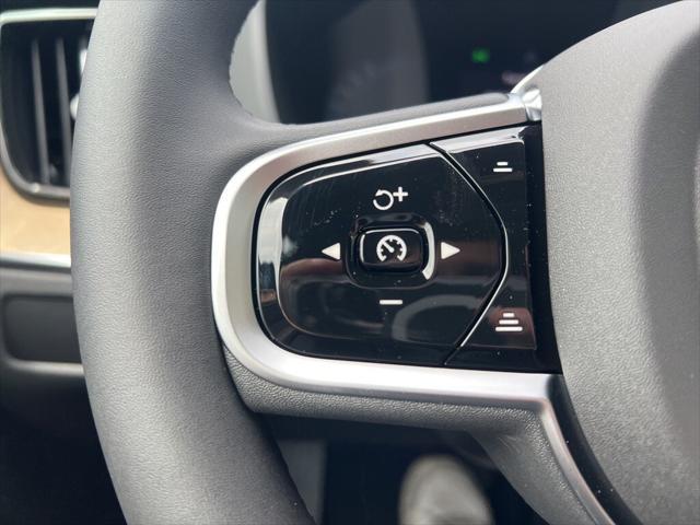 new 2026 Volvo XC60 car, priced at $57,985