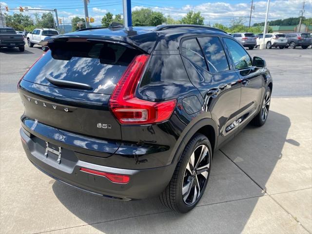 new 2025 Volvo XC40 car, priced at $50,215