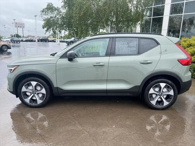 new 2025 Volvo XC40 car, priced at $49,235