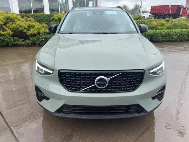 new 2025 Volvo XC40 car, priced at $49,235