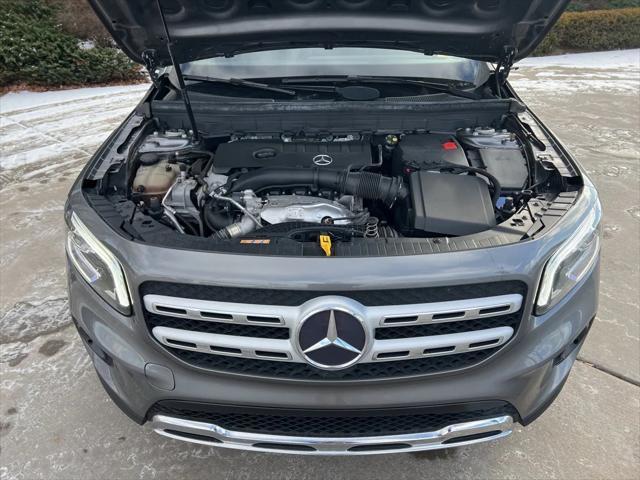 used 2020 Mercedes-Benz GLB 250 car, priced at $21,995