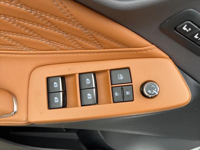 used 2020 Toyota Avalon Hybrid car, priced at $30,749