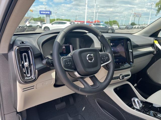 new 2025 Volvo XC40 car, priced at $48,335