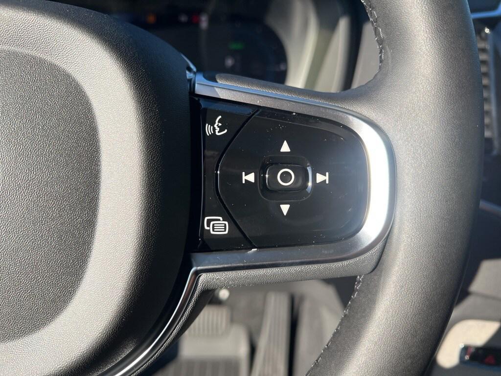new 2025 Volvo XC90 Plug-In Hybrid car, priced at $71,985