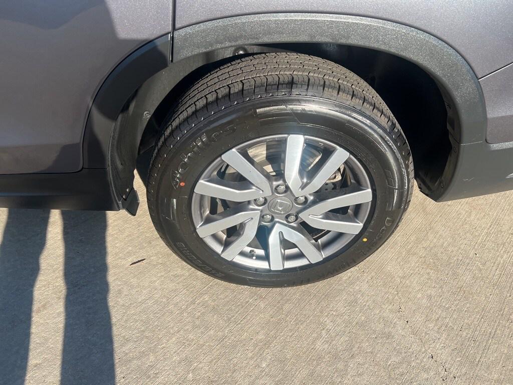 used 2021 Honda Pilot car, priced at $26,995