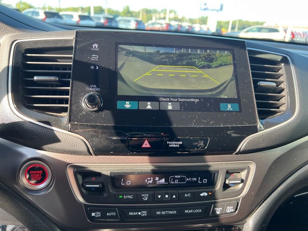used 2021 Honda Pilot car, priced at $26,995
