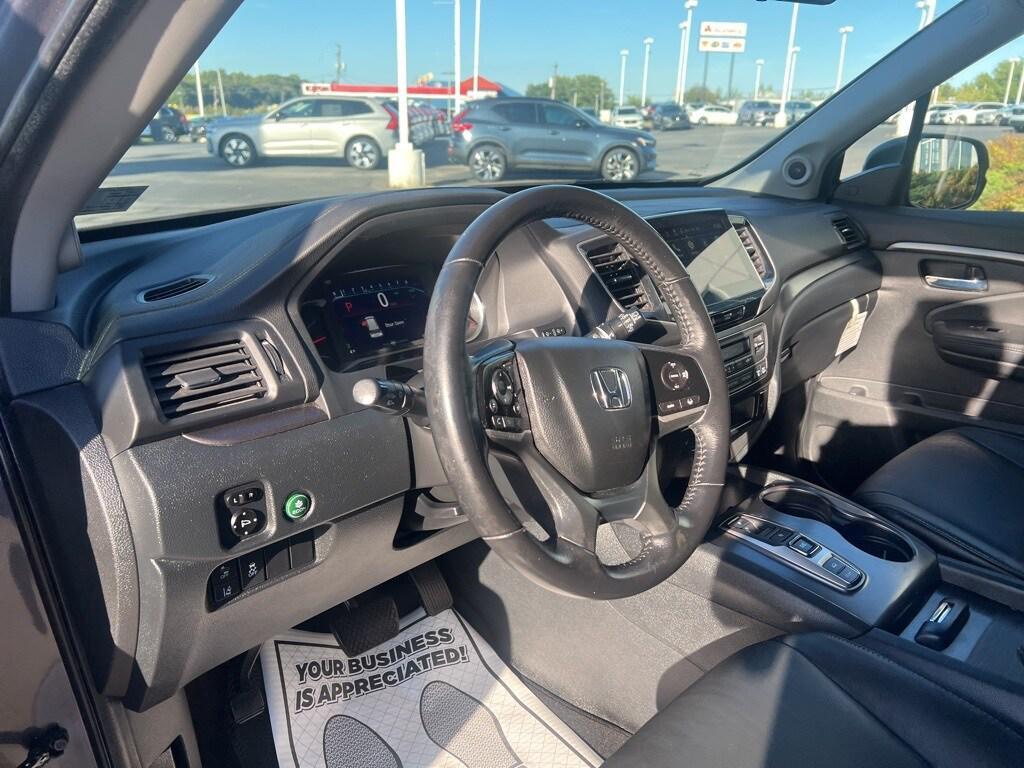 used 2021 Honda Pilot car, priced at $26,995