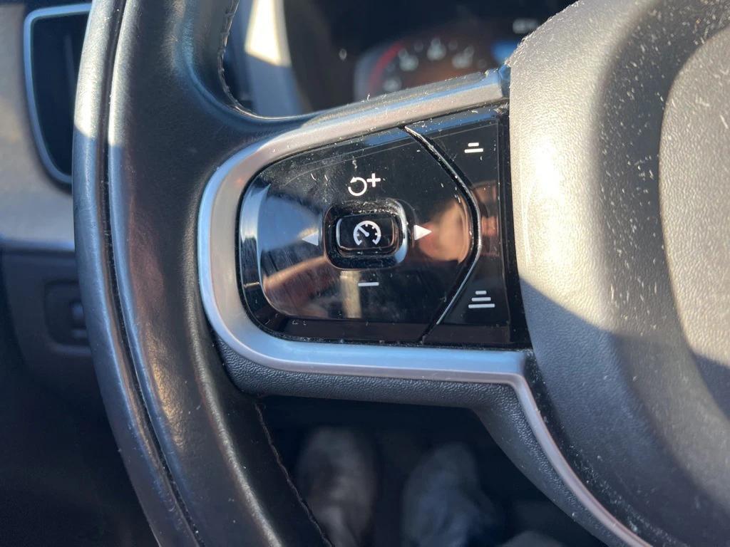 used 2018 Volvo XC60 car, priced at $19,411