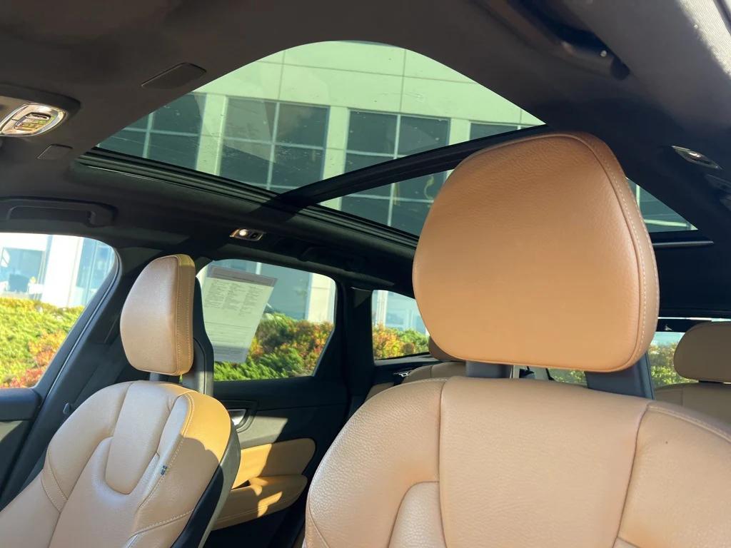 used 2018 Volvo XC60 car, priced at $19,411