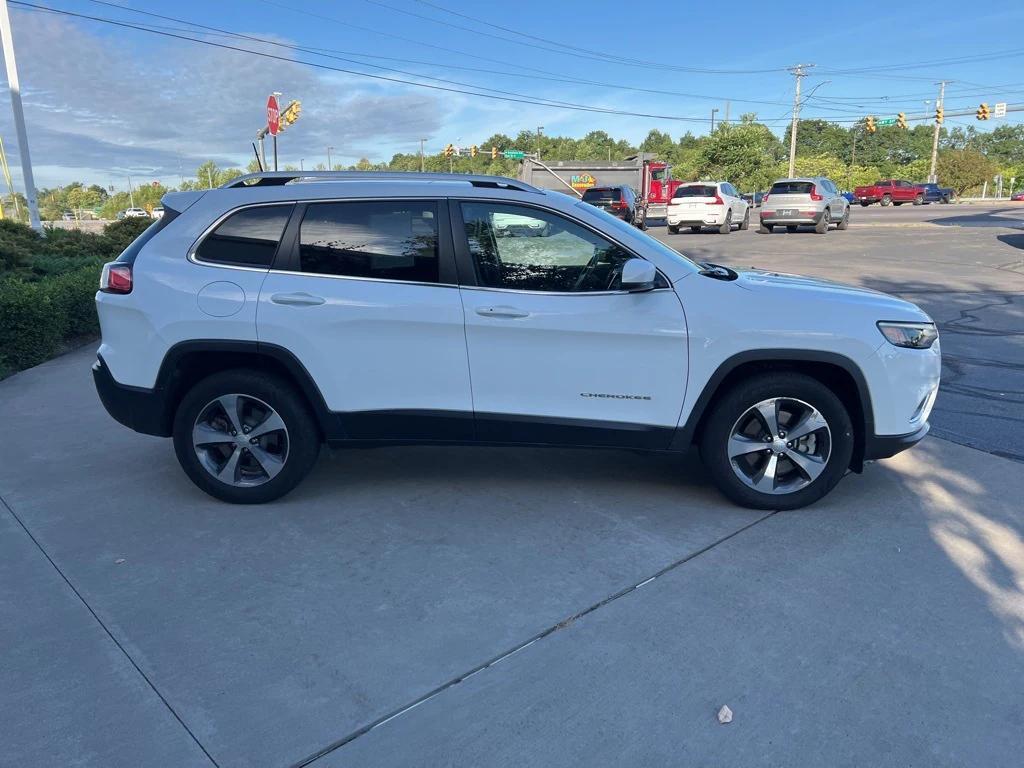 used 2019 Jeep Cherokee car, priced at $20,995