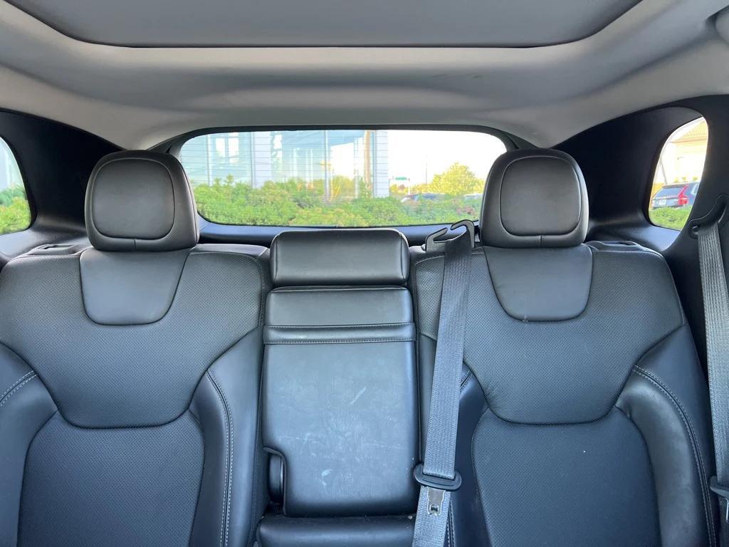used 2019 Jeep Cherokee car, priced at $20,995
