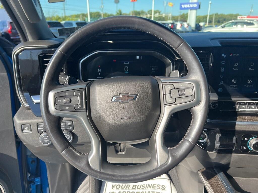 used 2022 Chevrolet Silverado 1500 car, priced at $43,995