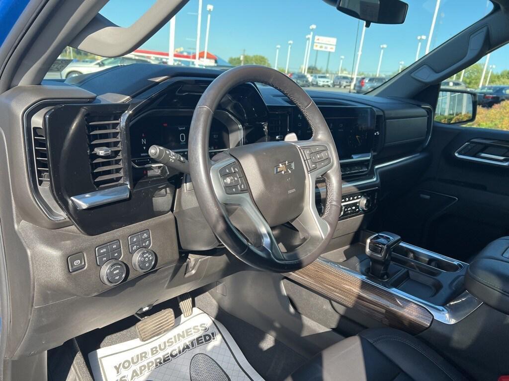 used 2022 Chevrolet Silverado 1500 car, priced at $43,995