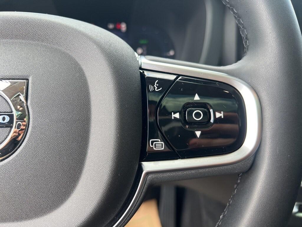 used 2025 Volvo XC60 Plug-In Hybrid car, priced at $59,685