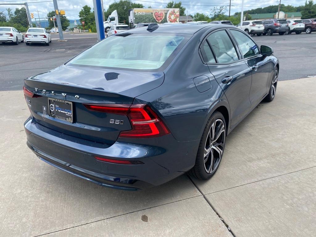 new 2024 Volvo S60 car, priced at $46,925