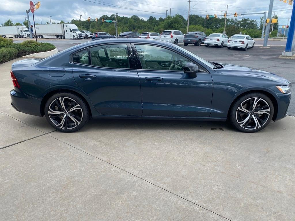 new 2024 Volvo S60 car, priced at $46,925