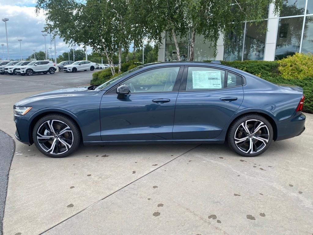 new 2024 Volvo S60 car, priced at $46,925